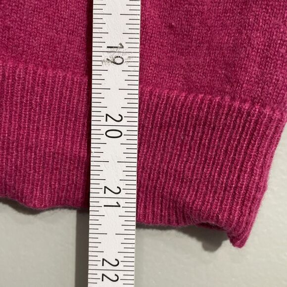 Talbots Women’s Pink Cashmere Sweater Size SP – Soft Luxury, Classic Preppy - Picture 4 of 8